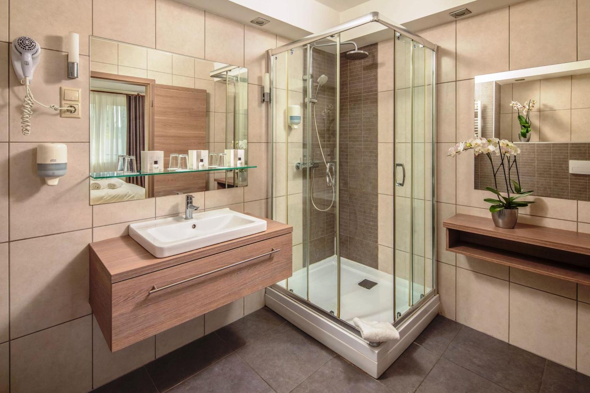 Vitta Hotel Superior Budapest Luaran gambar